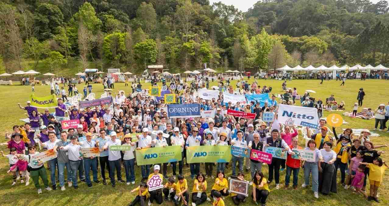 YAXIN111致力永续平衡发展，，，，第14年入选DJSI世界指数成分股（DJSI World），，，，在全球顶尖电子设备仪器组件产业展现卓越的永续竞争力，，，，获国际指数肯定